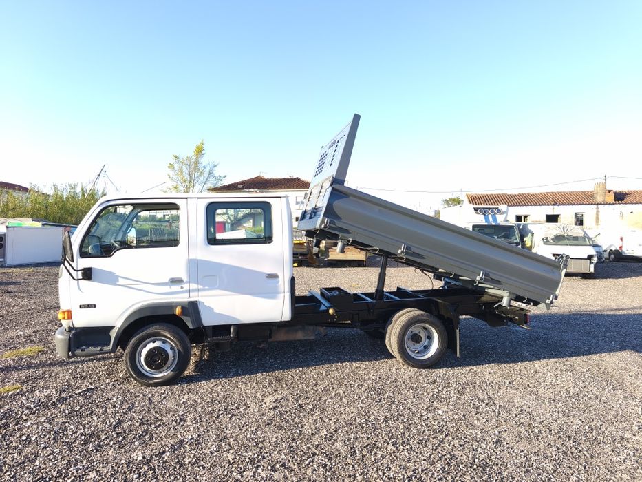 Nissan Cabstar Tribasculante