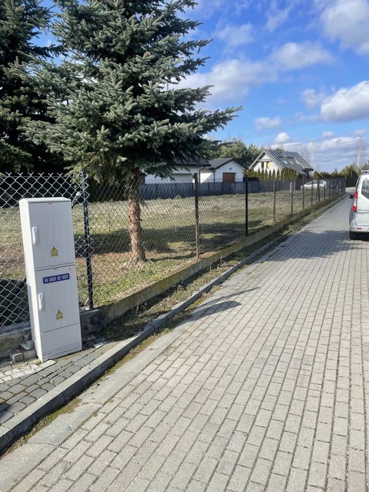 Działka budowlana z prądem! Wydane warunki zabudowy - Więcej