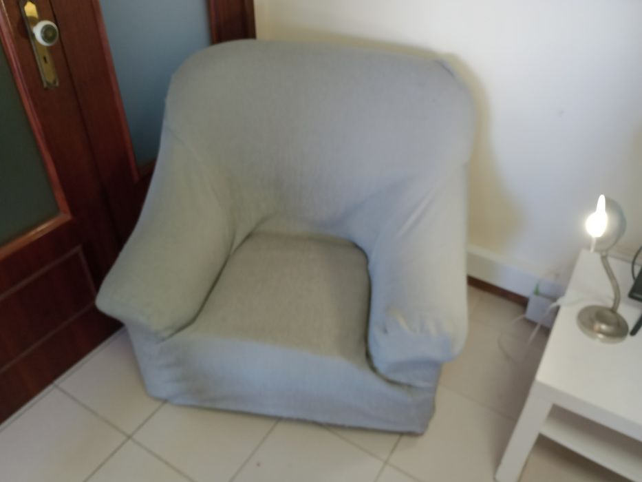 Sofás usados com capa