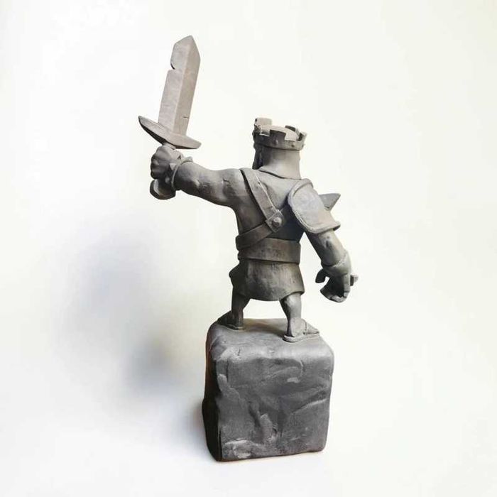 Rei Bárbaro – Clash of Clans | Figura Oficial Supercell