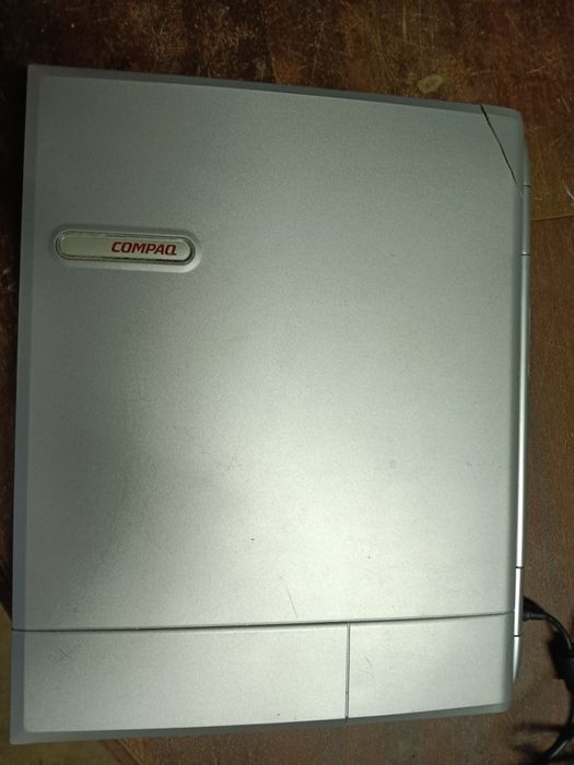 PC COMPAQ Presario 900