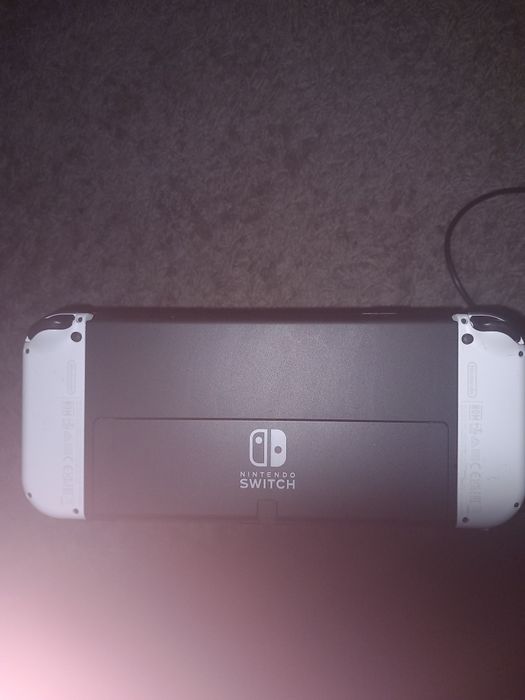 Nintendo switch oled branca completa com caixa e capa nova (opcional)