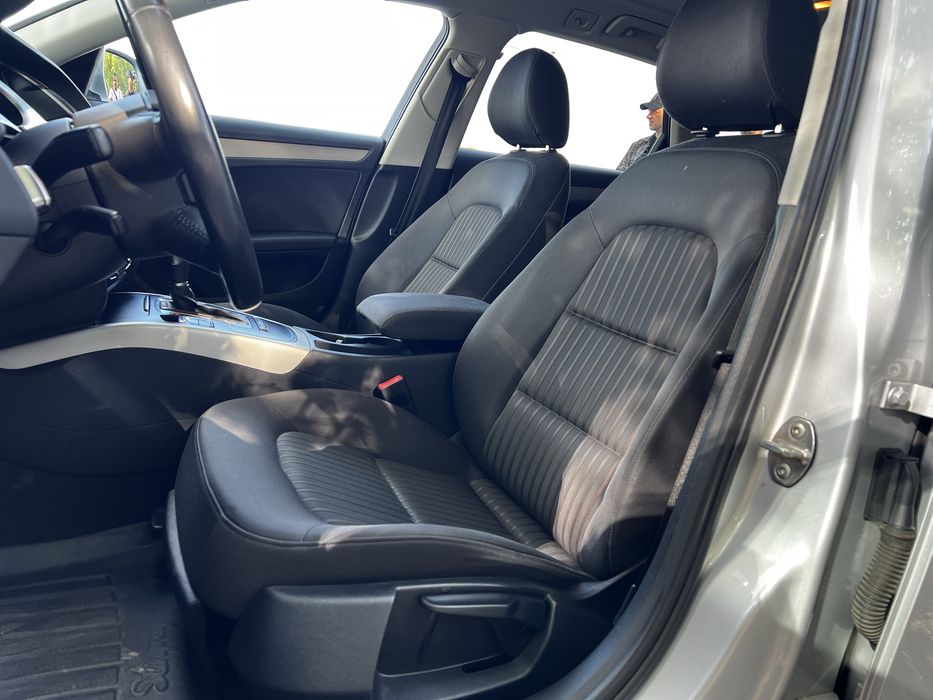Audi A4b8 2011 рік 1.8 бензин