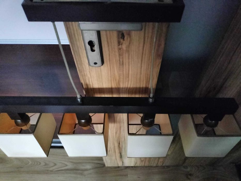 Lampa sufitowa 4 klosze