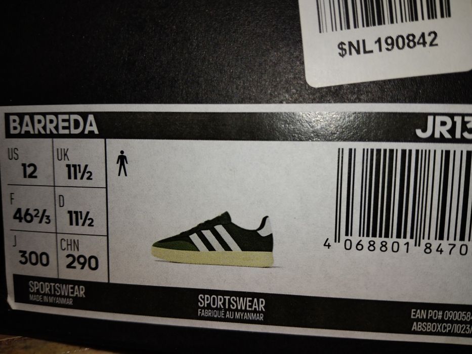 Кросівки чоловічі Adidas Barreda  46.5  (30 см.)