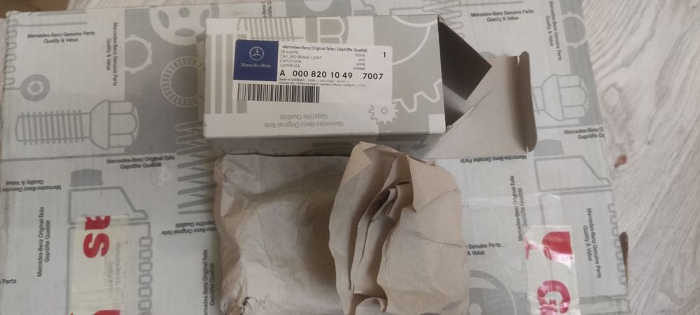 Задняя часть доп.стоп сигнала W124