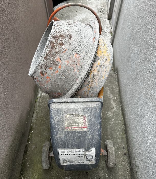 Прокат бетонозмішувача