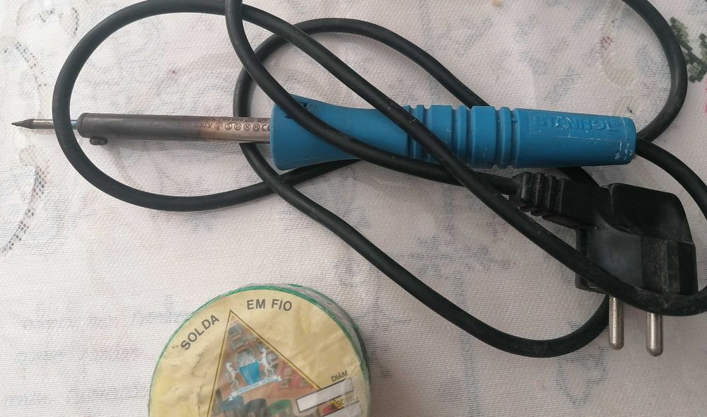Ferro de soldar, para eletronica, 40w, com rolo de solda