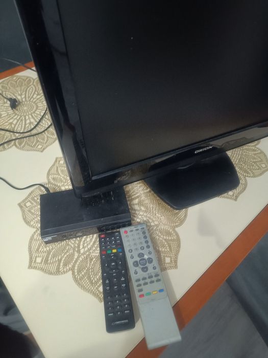 Telewizor Orion 22 cale  +dekoder DVB-T 2