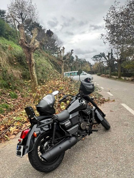 UM Renegade Commando 125cc (2019) – Como Nova / Oliveira do Douro