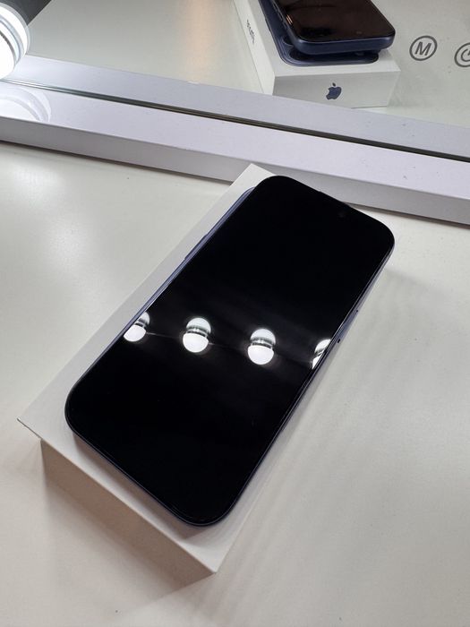 iphone 17 pro deep blue 256gb stan idealny nowy !!!