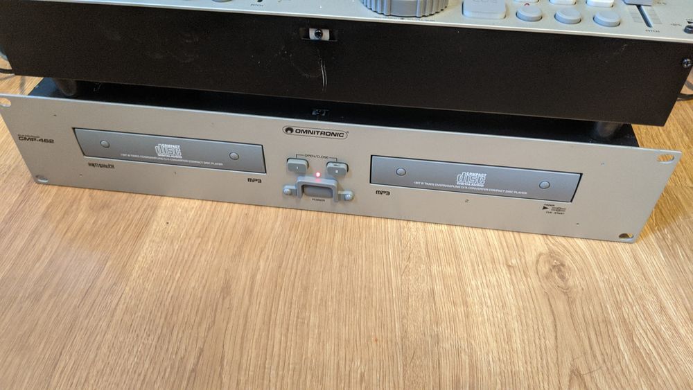 Odtwarzacz omnitronic CD podwójny DJ