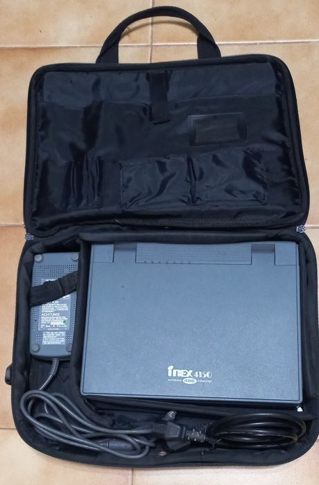 Portátil 486 INEX 4160 completo - não liga
