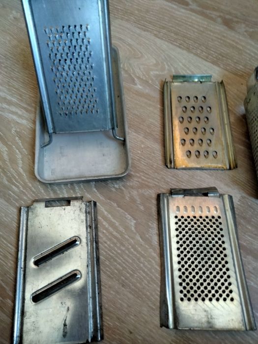 Хозяйственный инвентарь разный ..