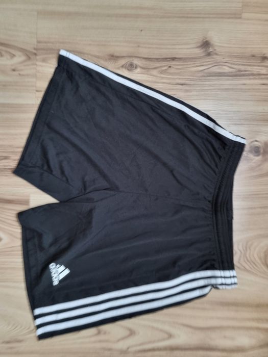 Spodenki szorty Adidas M 38