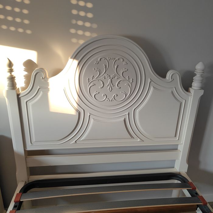 Mobília mogno completa pintada a branco