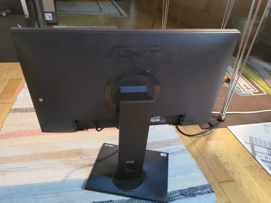 ASUS ProArt Monitor de 24.7" Full HD PB247Q (Para Reparação)