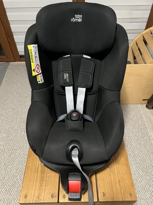 Britax romer dualfix M i size