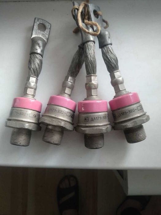 Диоди мощние випрямительние