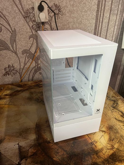 Корпус акваріум для ПК загартоване скло білий mATX mini-ITX