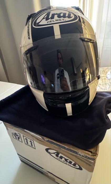 Capacete arai chaser V-tamanho M