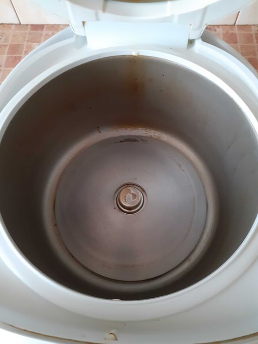 Мультиварка Philips hd 3039/40 (с бесплатной доставкой)