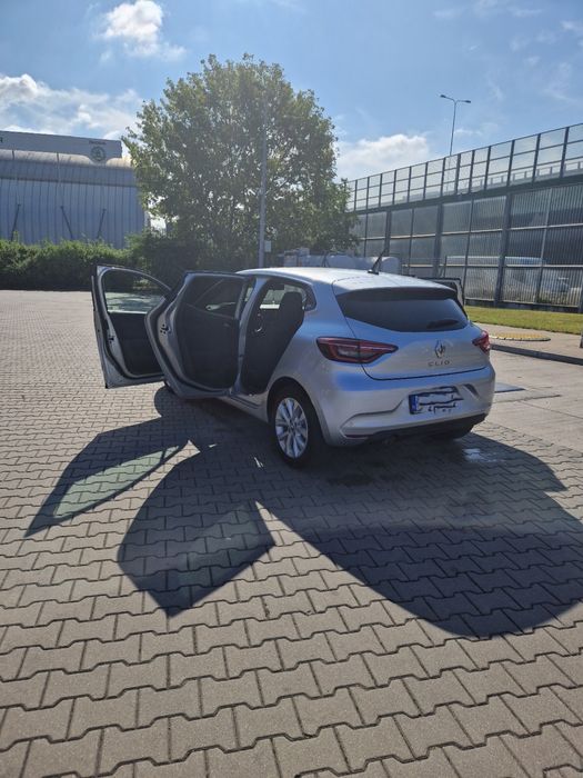 Wynajem samochodów Nowe Corolle..