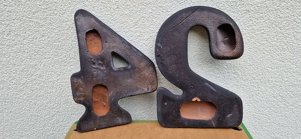 Ceramiczne 25 cm duże numery na dom 2 i 4