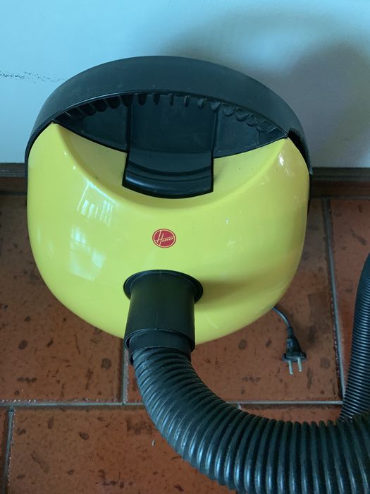 Aspirador de Saco 1300W