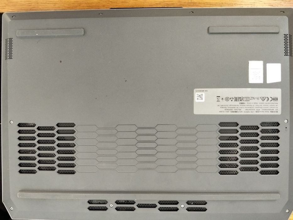 Portátil Urgente LOQ 15IRX10-540 (i7-13650HX / RTX 5070 / 24 GB / 1 TB)