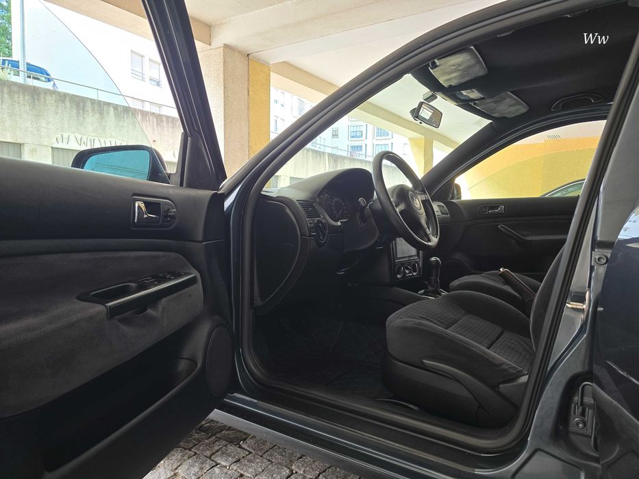 Golf 4 de 1999 com extras & 132.000 km