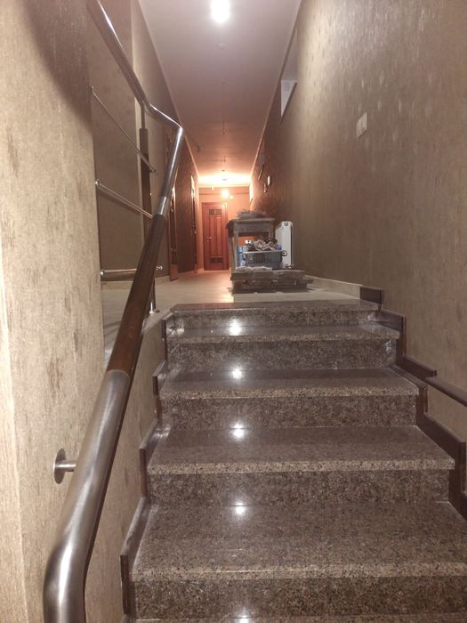 Продаж будинку  в центрі міста