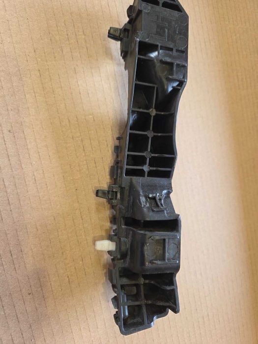 Кріпленя бампера KIA NIRO PHEV 22-26 86551AT000