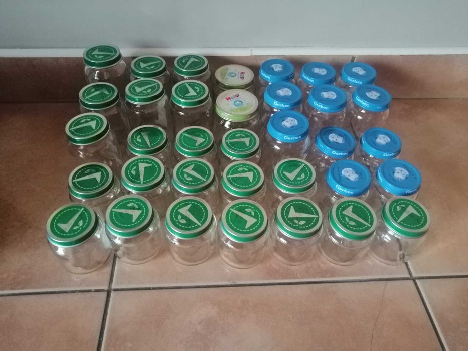 35 sztuk słoiczków po obiadkach