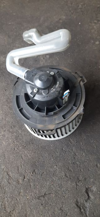 Wentylator kabiny mazda 5 2008r