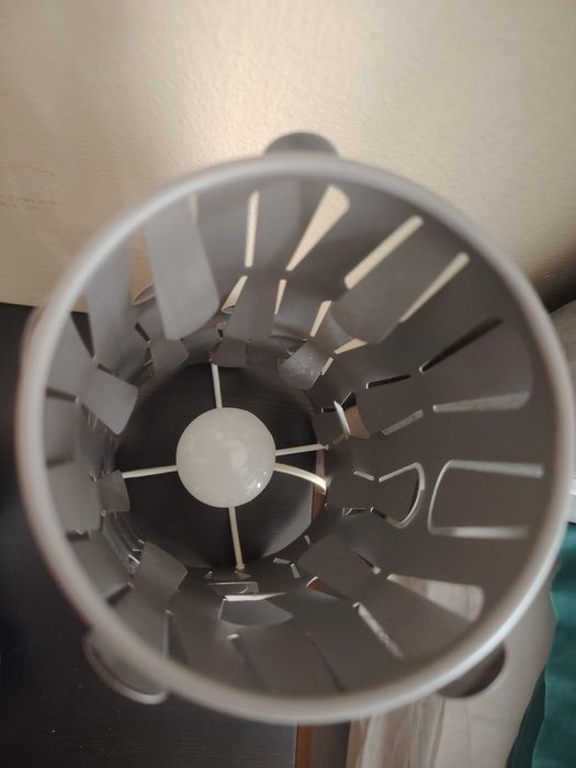 Vendo dois candeeiros para mesa de cabeceira