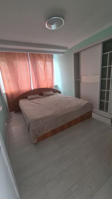 Здам свою 2 кімнатну квартиру на бульварі Жванецького з 19  березня