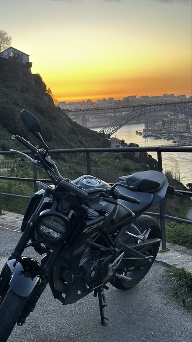 Hond cb125R  2025 usada