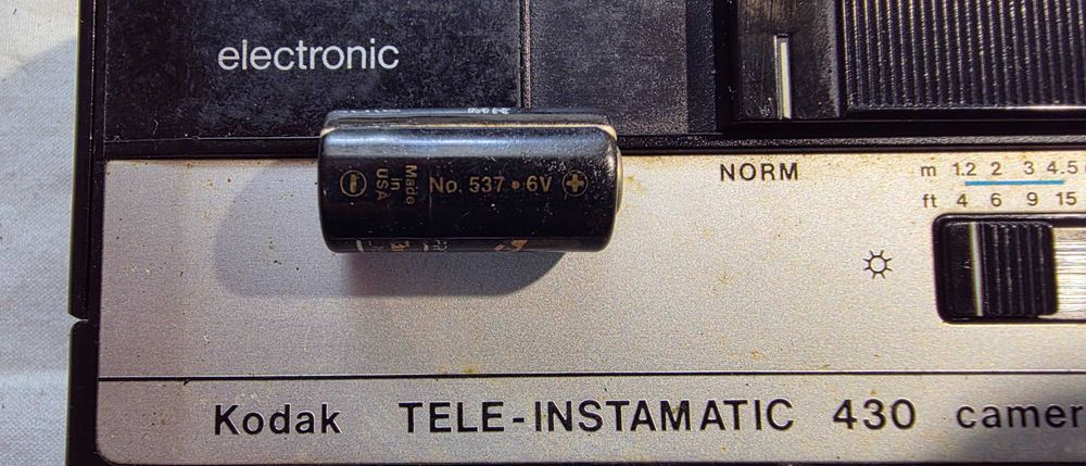 Máquina Fotográfica - Kodac Tele-Instamatic 430