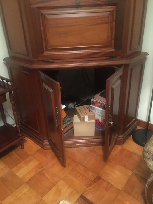 Móvel de sala de canto