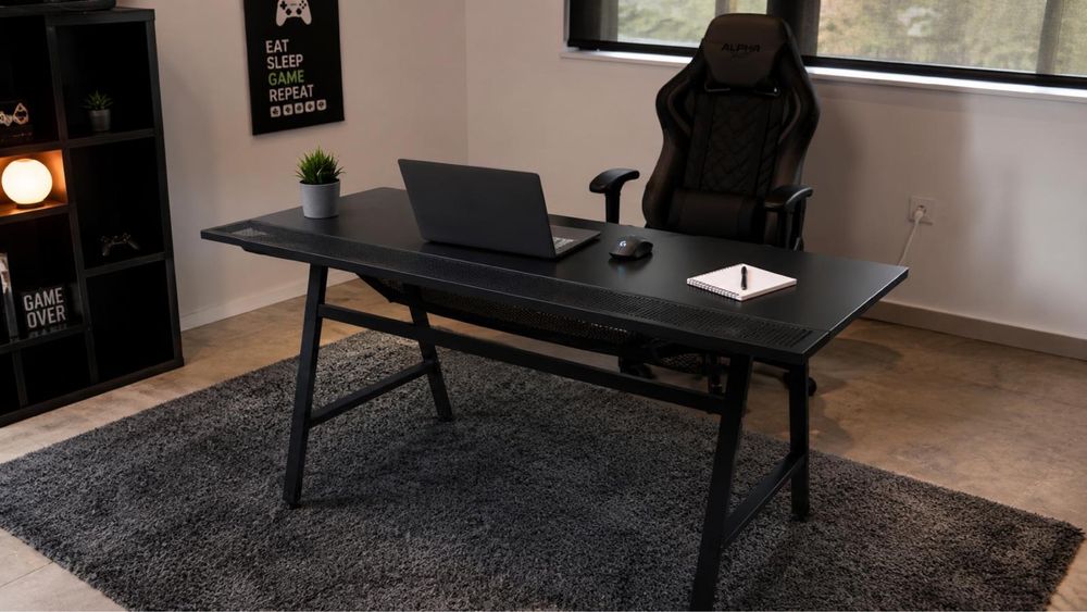 3 Secretarias gaming ikea