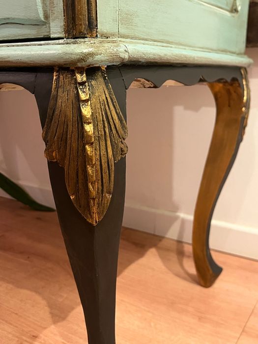 Cômoda Retro restaurada - comoda lavatório