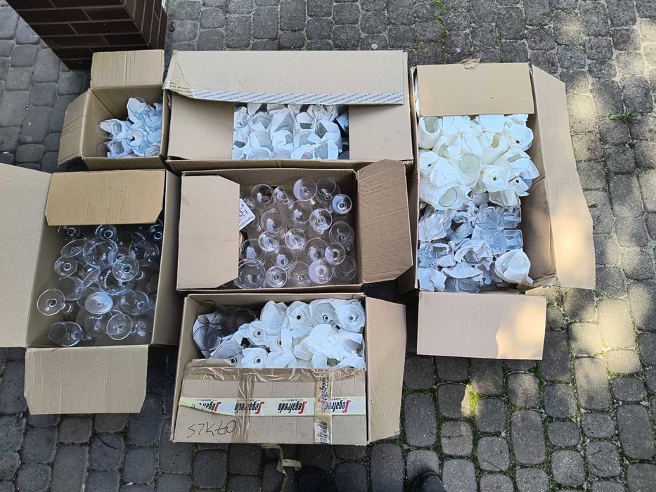 Sprzedam kieliszki, szklanki i filiżanki