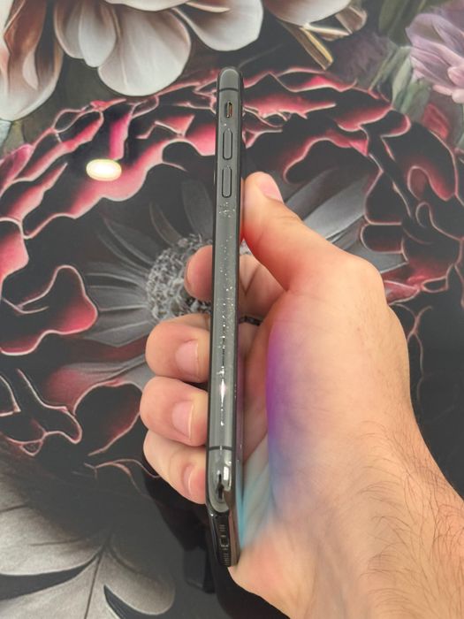 iPhone XS 64GB Space Gray, рідний екран, дуже хороший стан