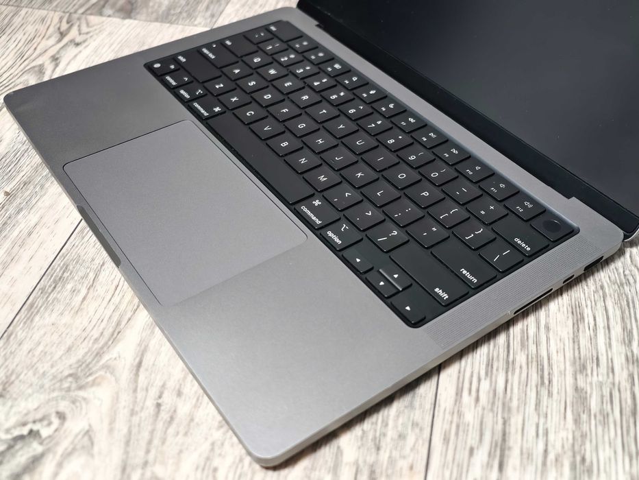 ⭐️早い者勝ち⭐️美品 MacBookPro M1 13インチ 16GB 1TB Apple MacBook Pro M1 Chip 13'' 16/256Gb Touch Bar Space Gray