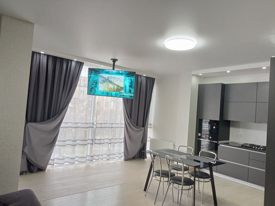 Продам квартиру с АВТОНОМНЫМ отоплением в  клубном доме, г.Черноморск!