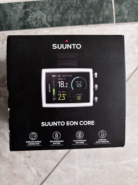 Suunto EON Core Dive Computer, White (SS023081000)