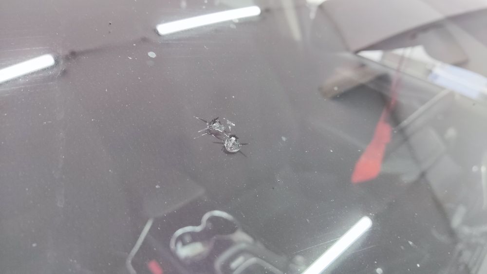 Naprawa szyb samochodowych
