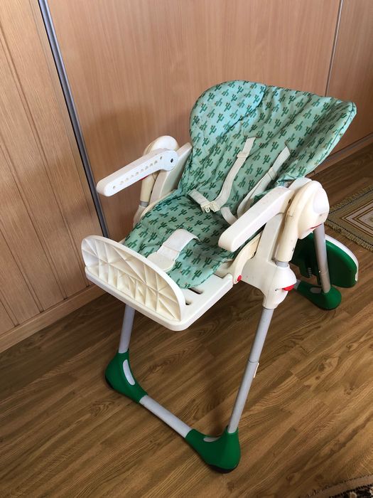 Cadeira Chicco Polly 2 em 1, de papa para bebé