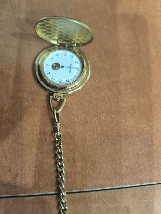 Relógio burberrys de bolso com cordel